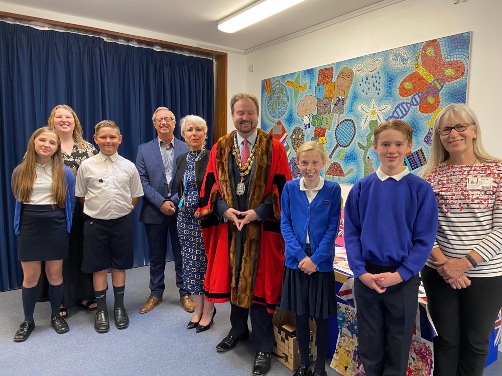 Mayor Cllr James Halden and education portfolio holder Barry Johnson with pupils and staff.