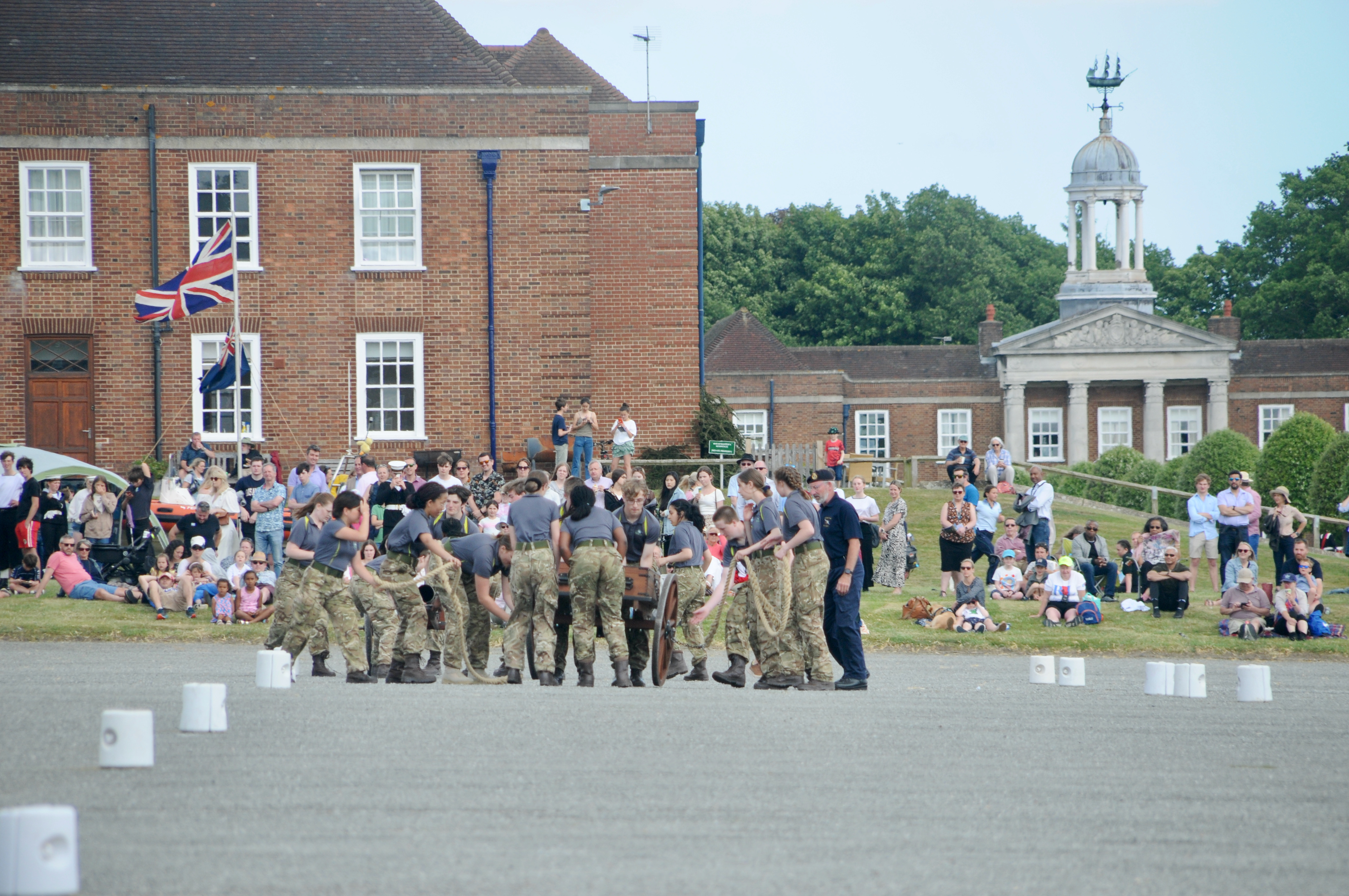 Gun and limber action (Picture credit: Peninsula Nub News)