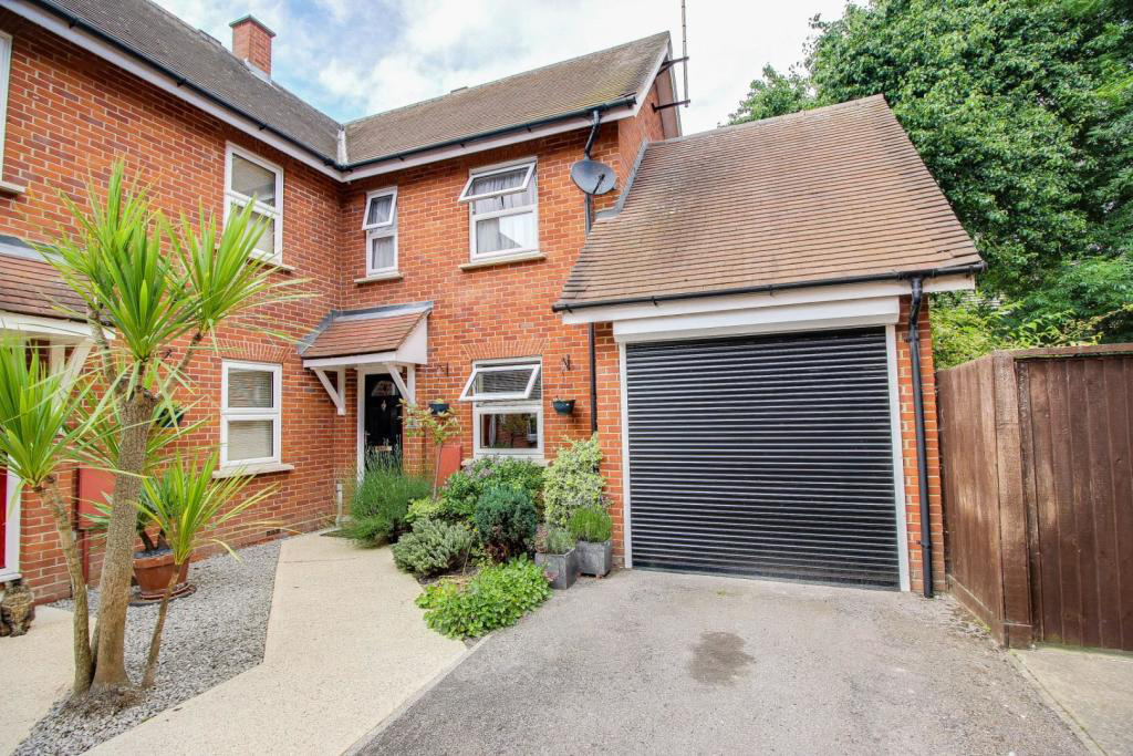 Nevendon Mews Nevendon Mews