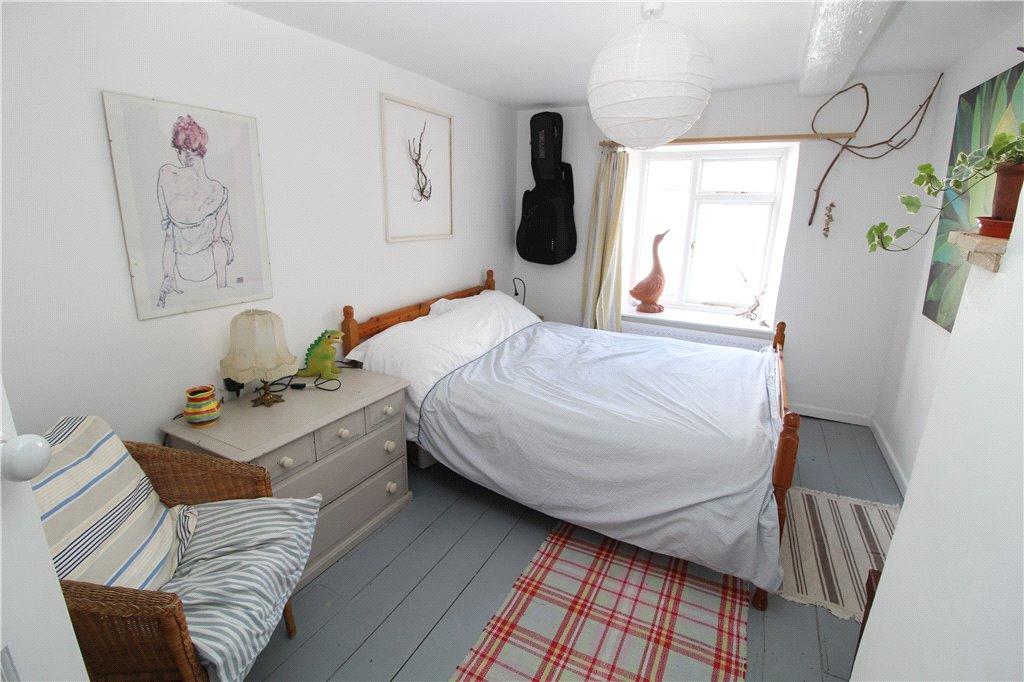 Bridport property of the week with Symonds and Sampson 