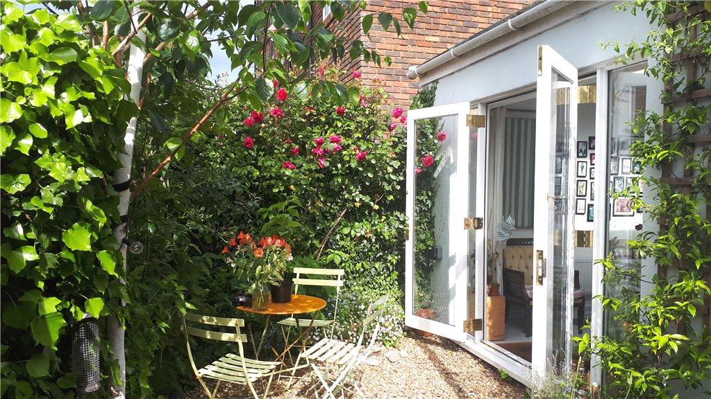 Bridport property of the week with Symonds and Sampson 