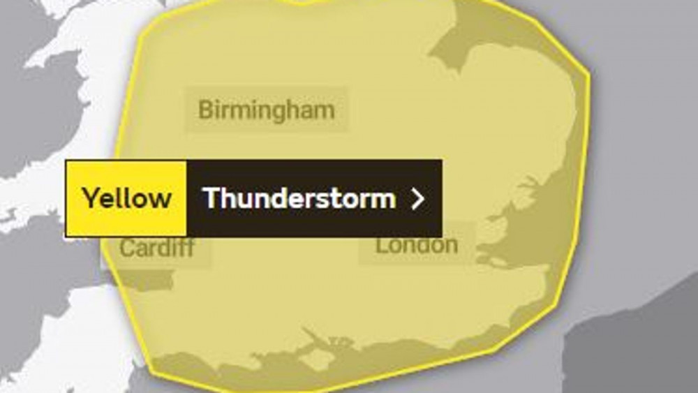 Met Office says there is a small chance that Warwickshire households and villages could be flooded quickly (Image via Met Office)