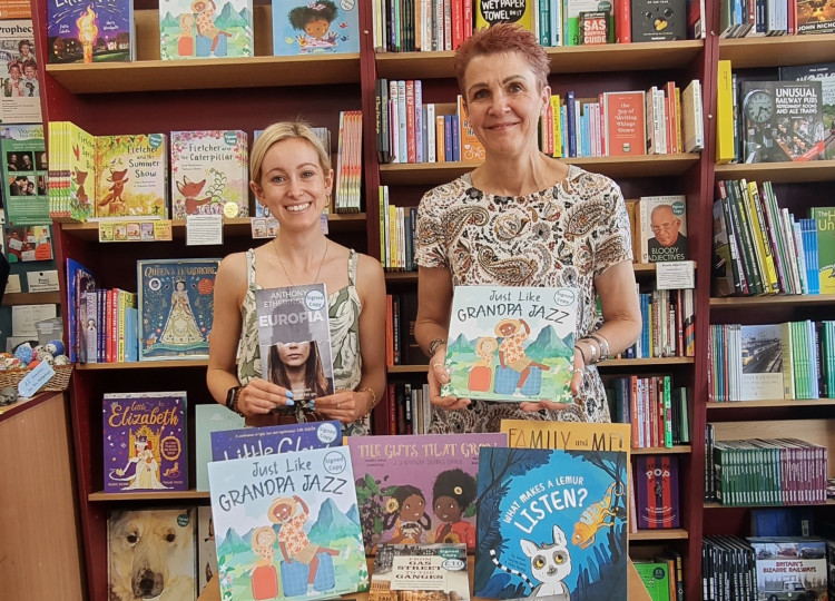 From left – Charlotte Vaughan and Judy Brook of Kenilworth Books (image supplied)