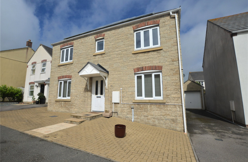 See this four bed house in Helston from Bradleys Estate Agents.