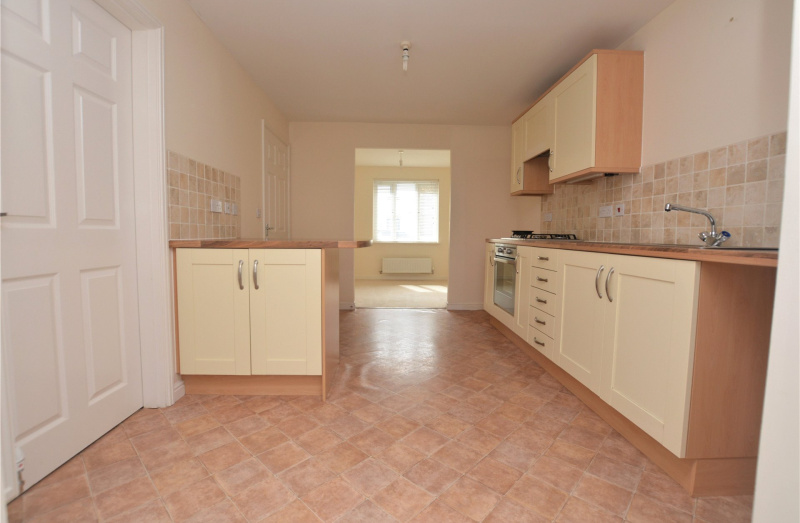 See this four bed house in Helston from Bradleys Estate Agents.