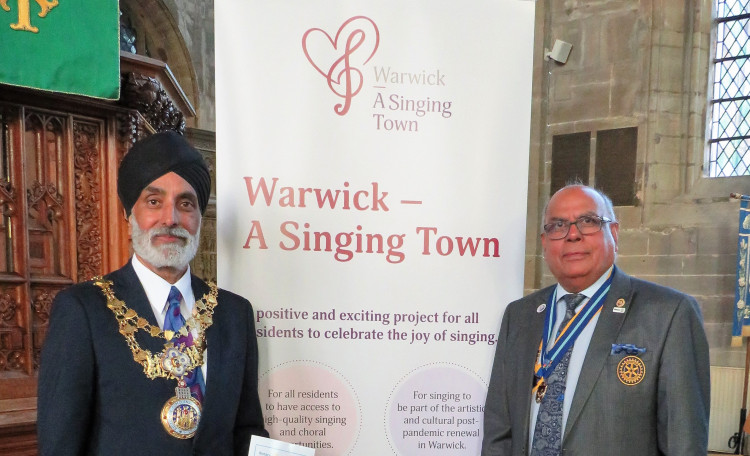 Rotary President Paul Jaspal (right) welcomed Mayor of Warwick, Cllr Parminder Singh Birdi