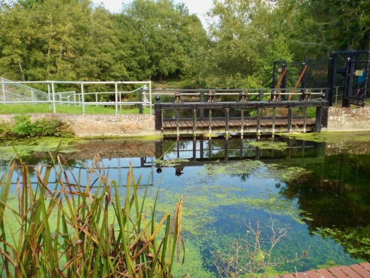 Concerns about increase of sewage into rivers Brett and Stour