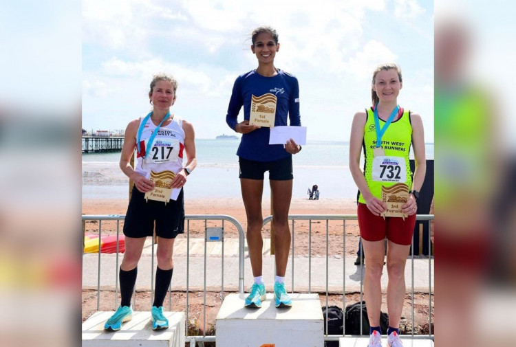 Kirsteen Welch in first place on the podium (SRC)