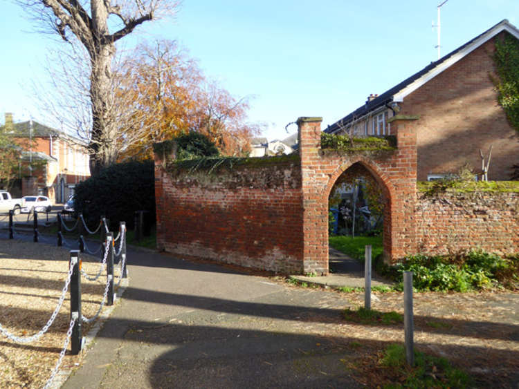 Old wall by path up from river, Hadleigh - Credit: Robin Webster - geograph.org.uk/p/5606492