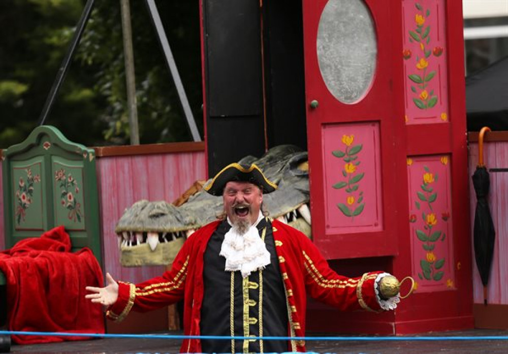 Peter Pan was performed by the outdoor theatre production company, Illyria. (Image credit: Vale of Glamorgan Council)