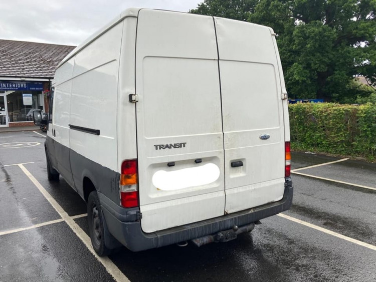 Officers stopped the unlicensed scrap metal collector on Leyes Lane (Image via Warwickshire OPU)