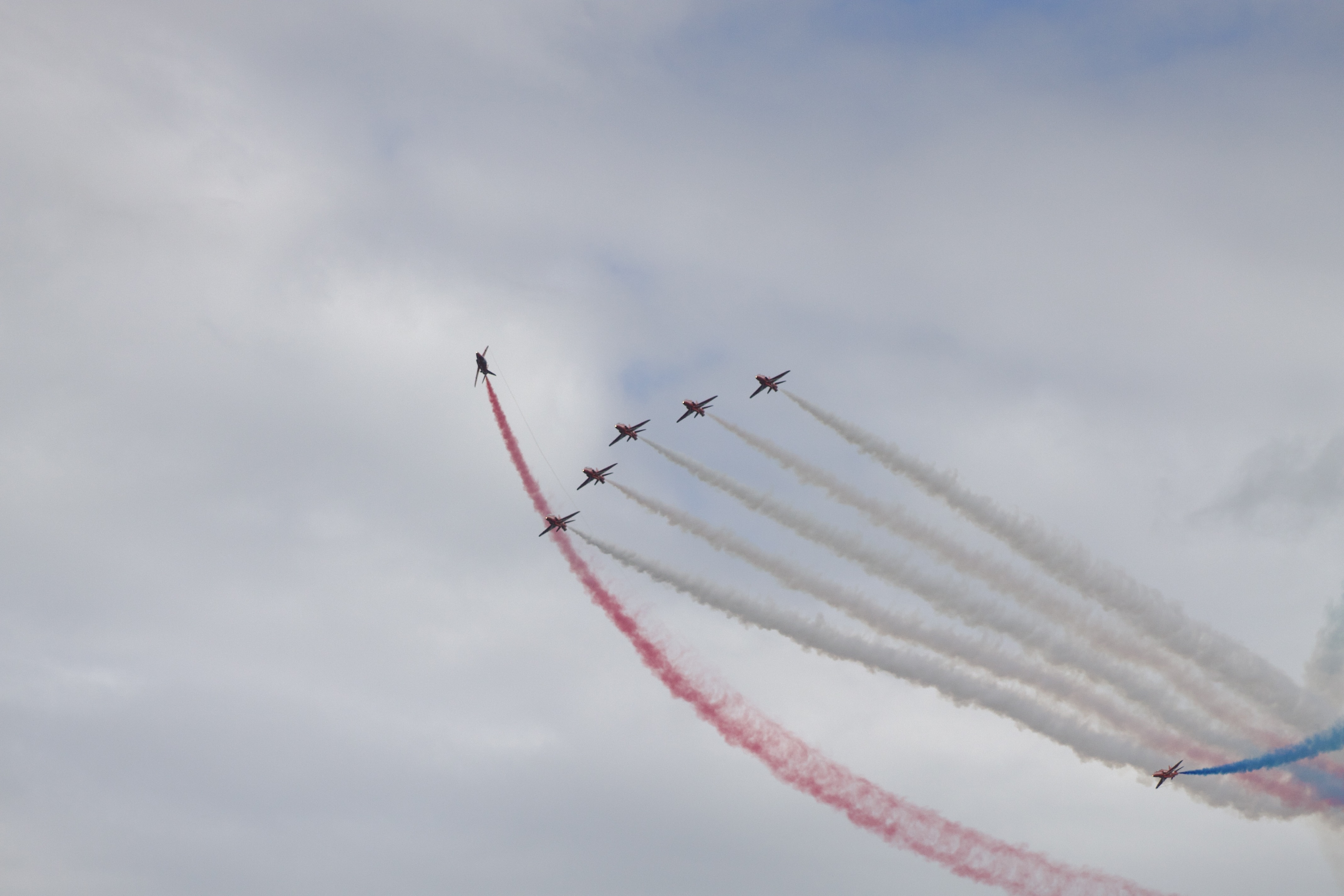 In pictures Red Arrows stun at Teignmouth Airshow Local News News