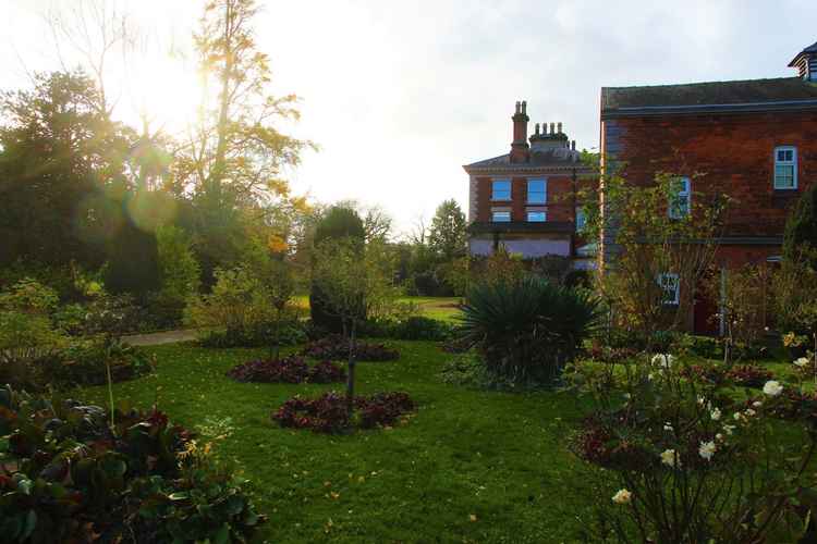 Winter sunshine in Castle Park