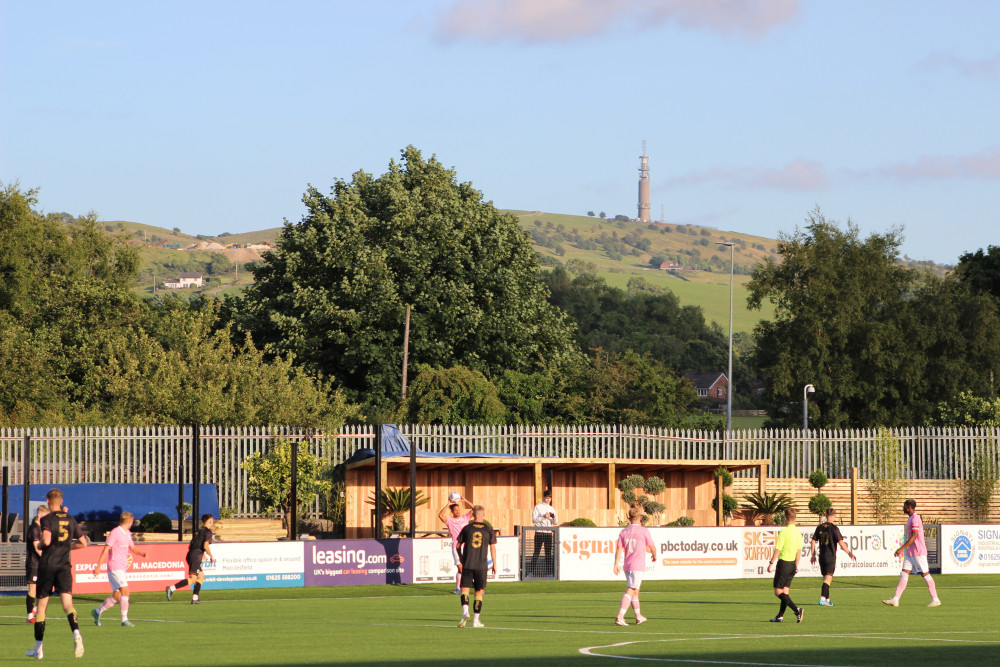 Both sides wore their away kits in the sunny, closely-fought affair. (Image - Alexander Greensmith / Crewe Nub News)