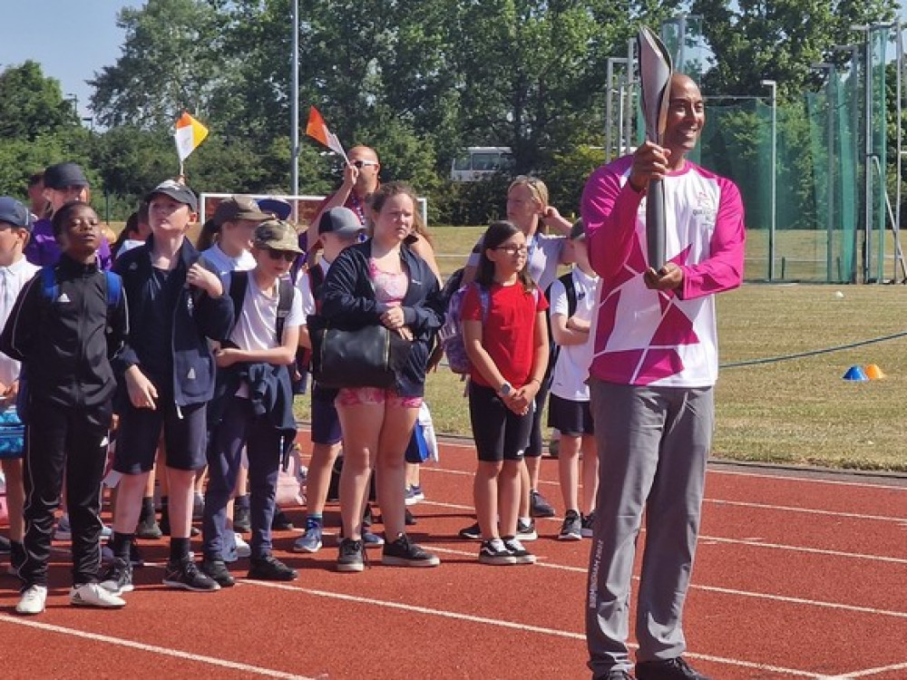 Children welcomed the Baton to Basildon.