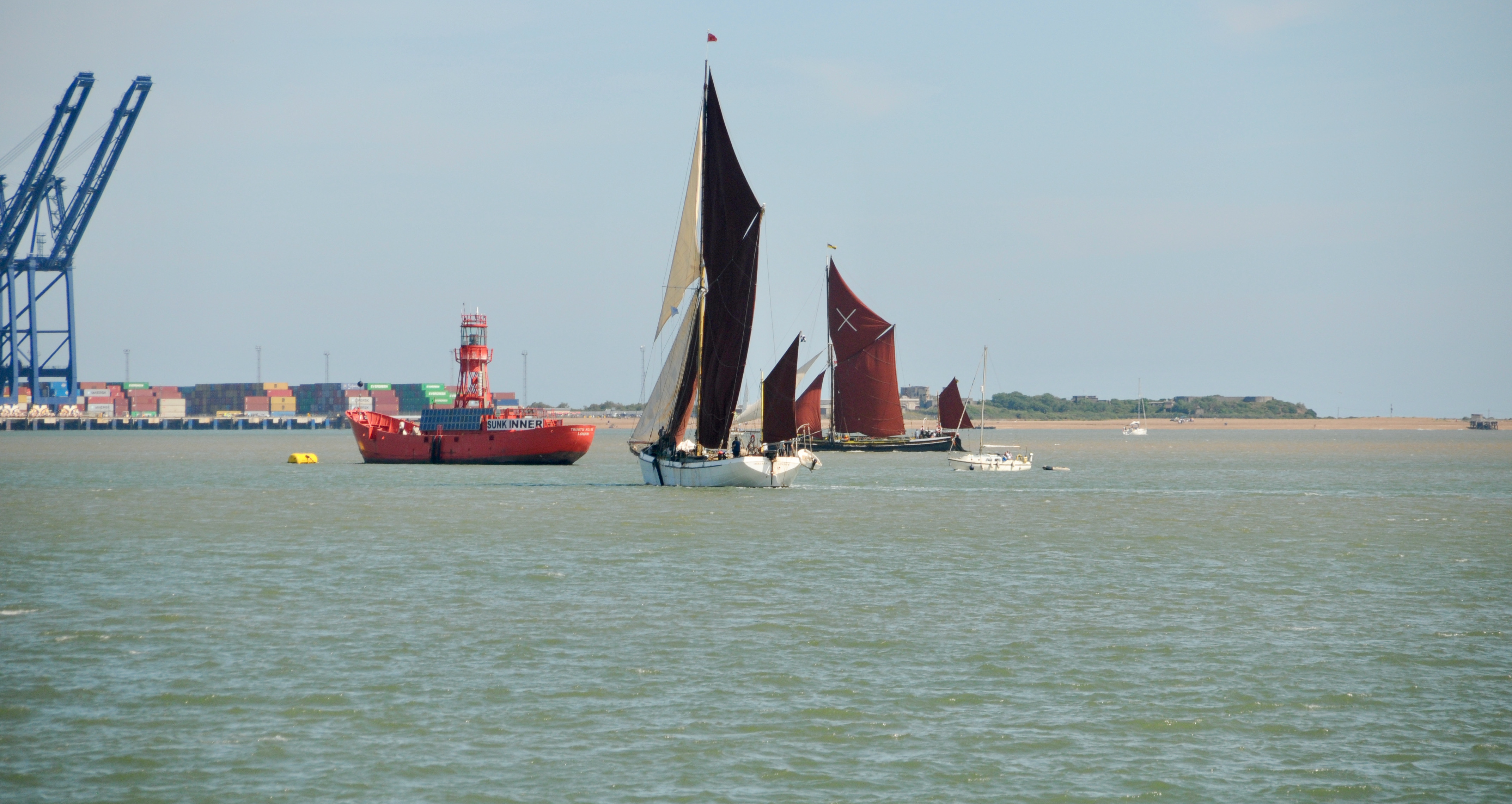 Tussle by light ship (Picture credit: Peninsula Nub News)