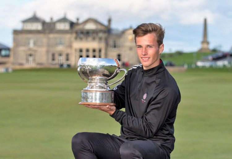 Matt with the St Andrews Links Trophy