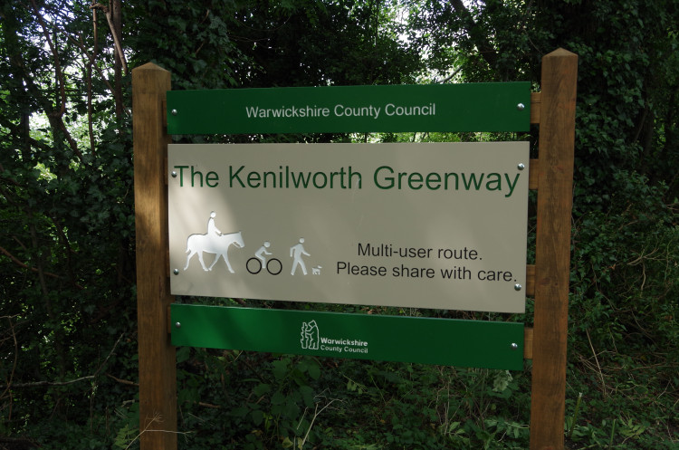 Warwickshire Police arrested a 31-year-old man from Coventry on Saturday morning on the Kenilworth Greenway (Image via Richard Smith)