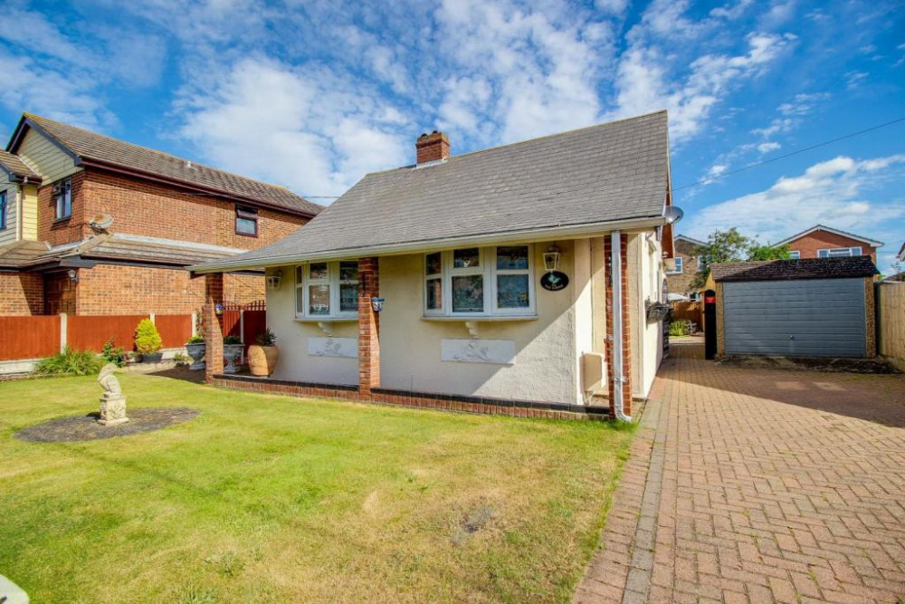 An impressive two-bedroom detached bungalow located in a popular residential area on Canvey Island 