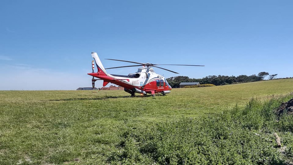 Mullion Coastguard were assisted by Cornwall Air Ambulance.