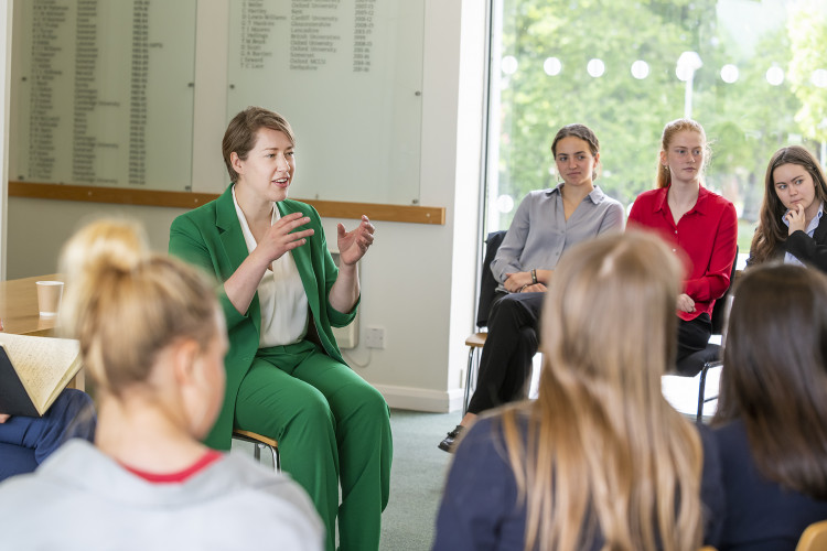 Double Olympic Champion Lizzy Yarnold OBE speaks to Millfield students.