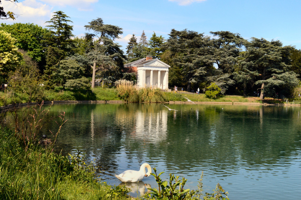 The Temple and the Lake at Gunnersbury Park