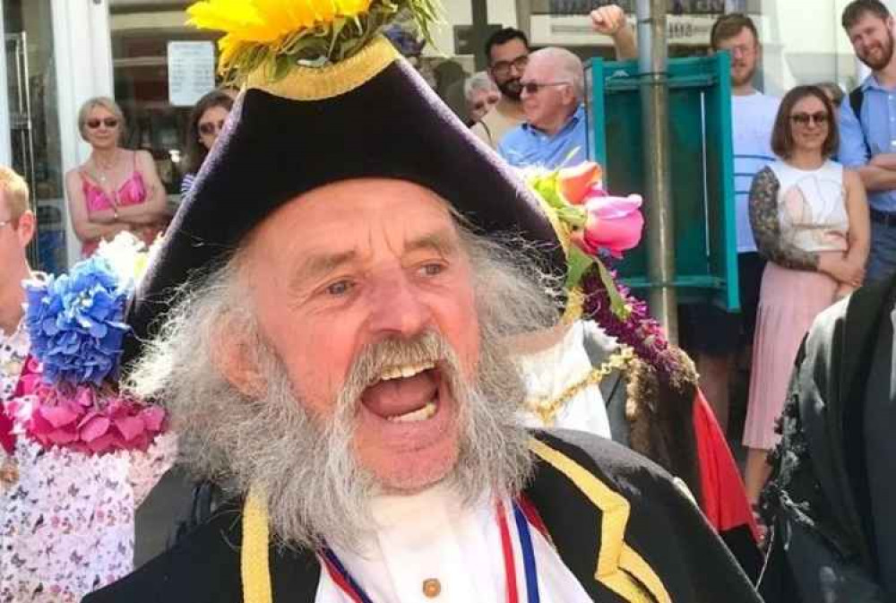 Honiton Town Crier Dave Retter 