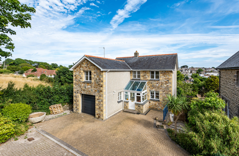 Helston property of the week. Helston property of the week.