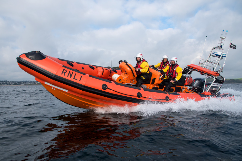 RNLI issue advice for school holidays in Falmouth. Simon Culliford.