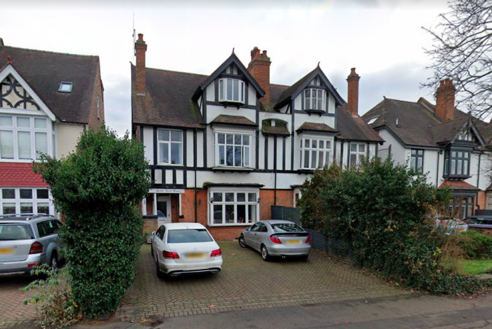 Planning permission has been granted to turn Austin Guest House on Emscote Road into a family home (Image via google.maps)