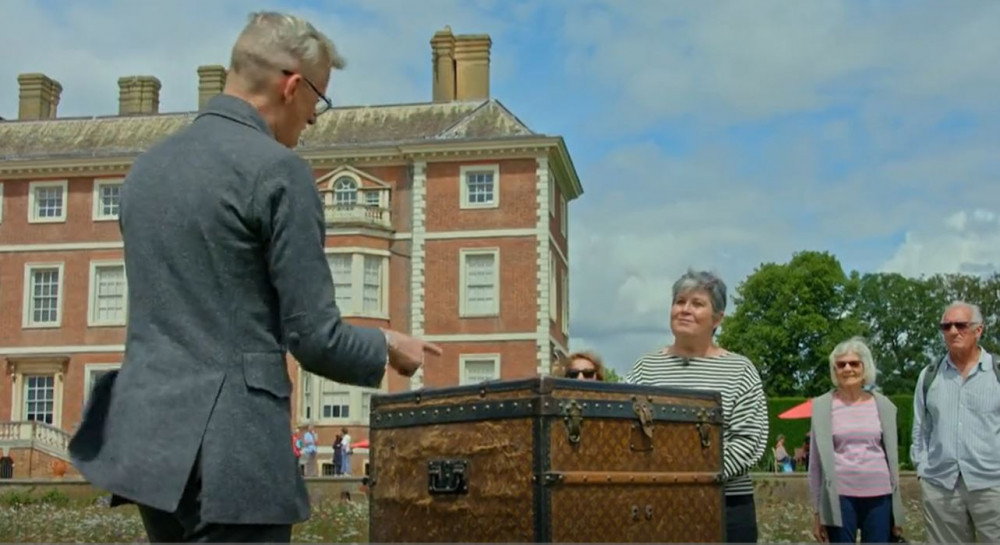 Louis Vuitton trunk bought for £12 and identified on Antiques Roadshow at  Ham House set to make thousands of pounds, Local News, News, Teddington  Nub News