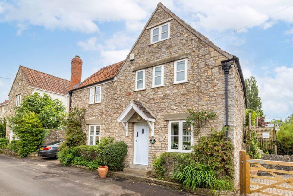 The attractive cottage in Wookey