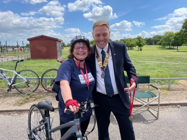 Joanne with Mardyke Rotary past president Richard Morton  at the cycle marathon.