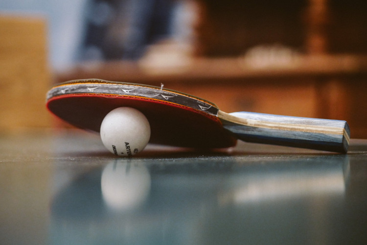 Get your bats ready ? Maybe not yet for the new concrete table tennis table in Midsomer Norton : Photo by Ben Sauer on Unsplash