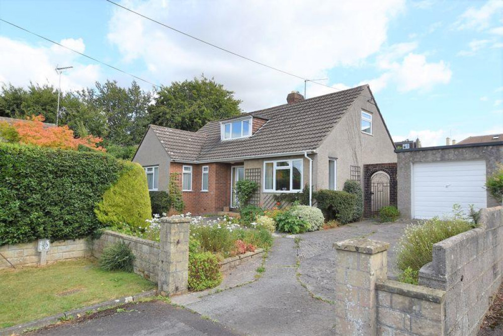 Lots of room on this plot in Midsomer Norton Lots of room on this plot in Midsomer Norton