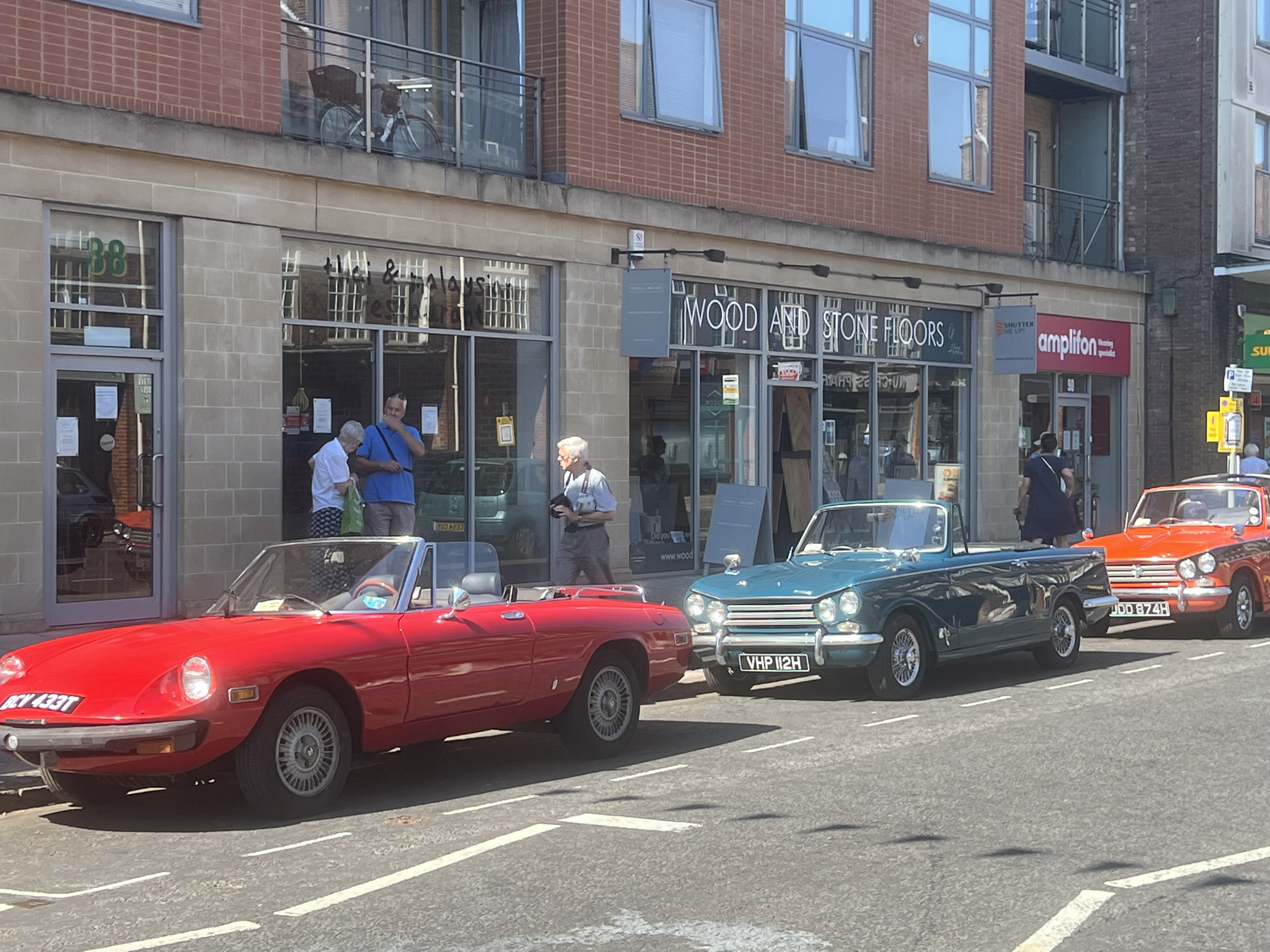 Classic cars on display during Hermitage Road Day. CREDIT: @HitchinNubNews