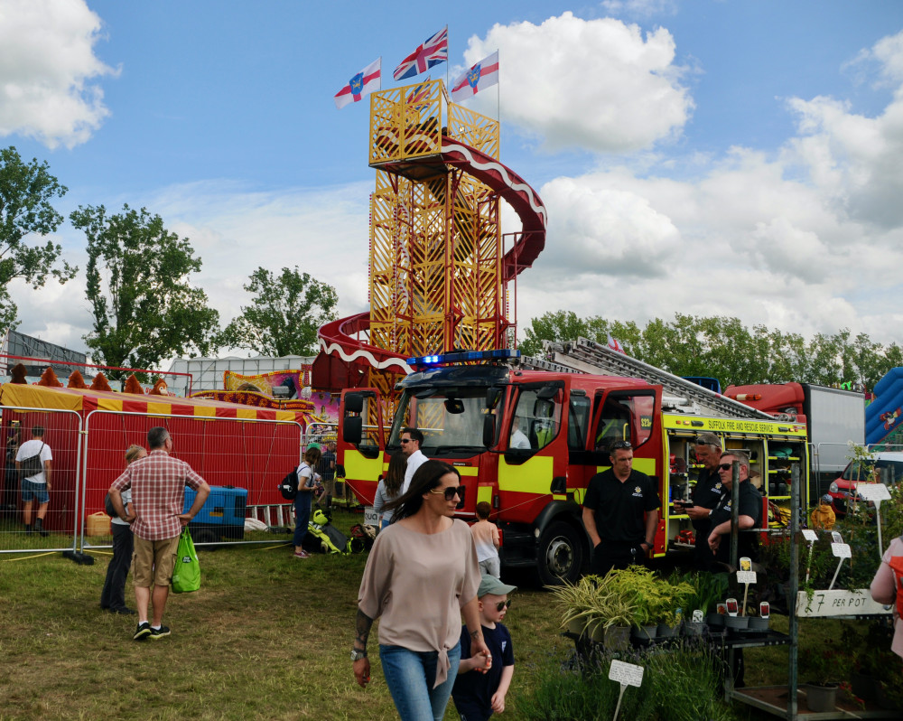 Hadleigh fire crew on show