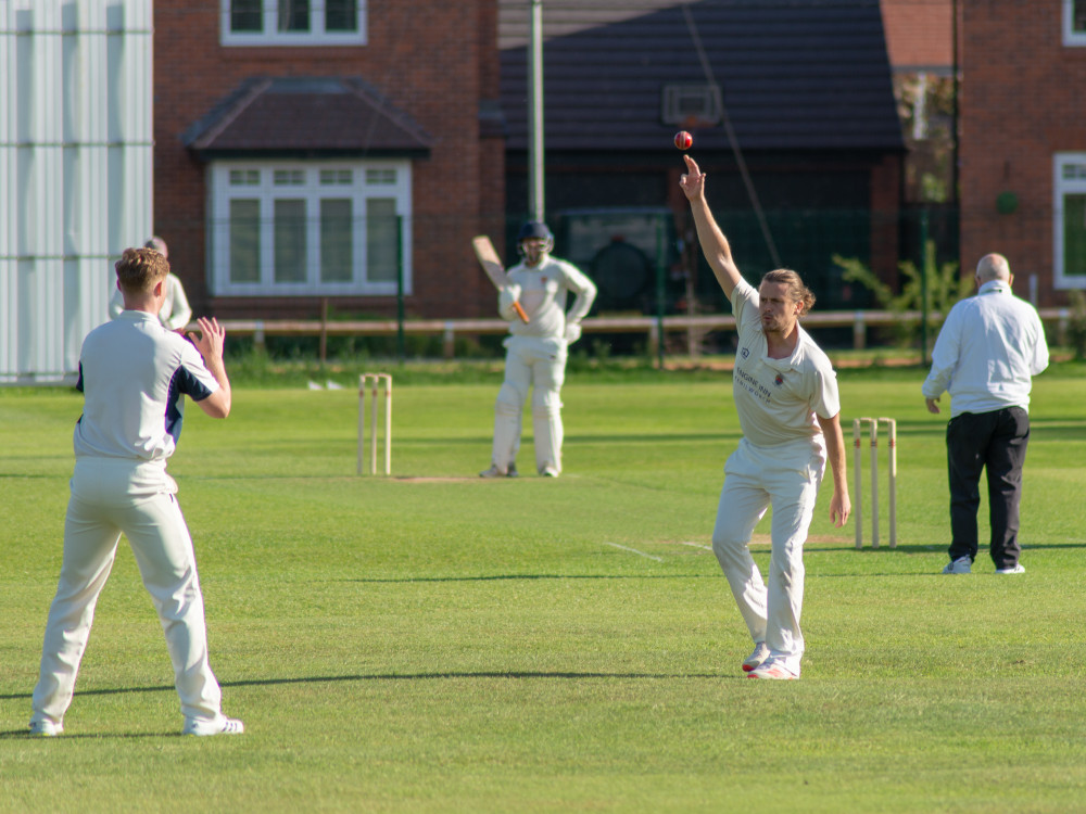 Kenilworth Cricket Club left to to the last over to claim a crucial victory over Hampton & Solihull (Image by Sam Leach)