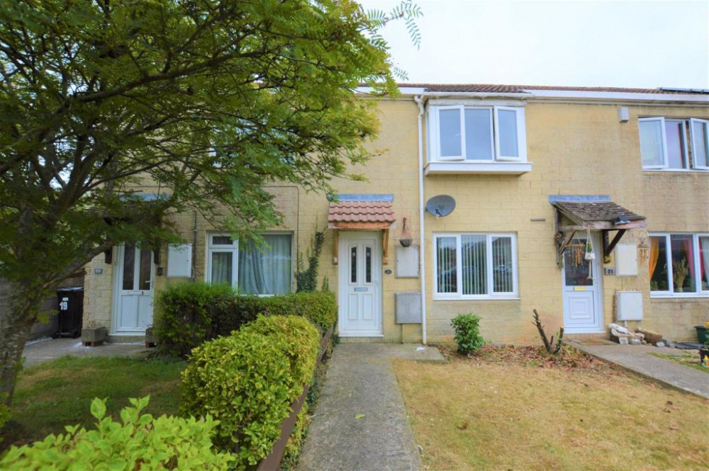 A two bed in this popular cul-de-sac A two bed in this popular cul-de-sac