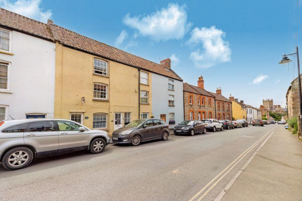 St Thomas Street is a popular street near the city centre