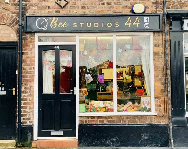 Billie's tattoo parlour, Q Bee Studios 44