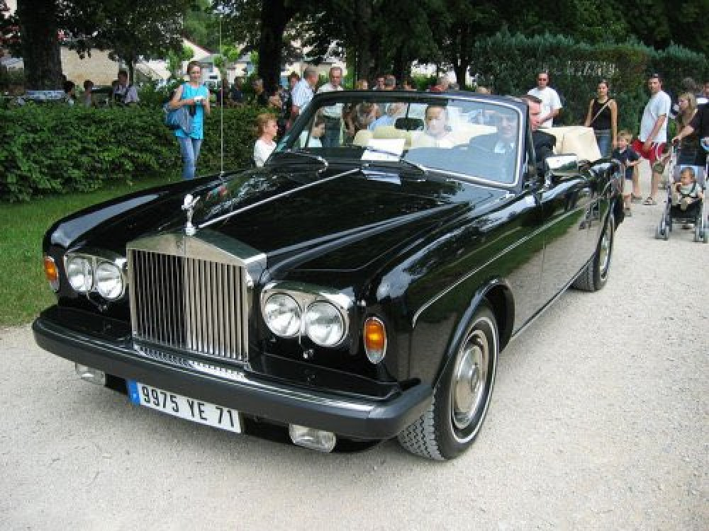 On 30 August 2002: the Rolls-Royce Corniche was released off the Crewe production line - marking the end for them at Crewe (Griffin Military & Diplomatic).