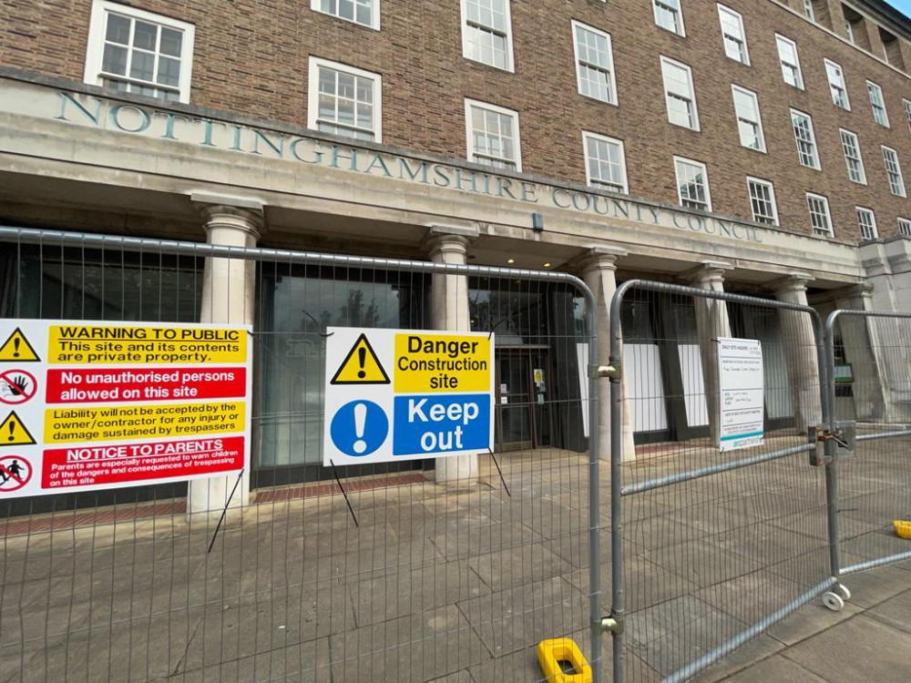 Nottinghamshire County Council has conducted its first official business at County Hall since a fire caused serious damage to part of the building. Fencing blocking off the main entrance to County Hall on Wednesday, August 31. Photo Credit: LDRS.