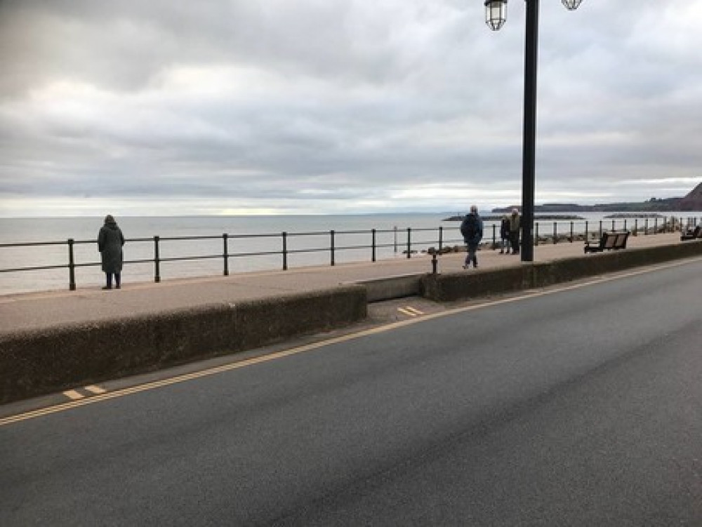 Flood gates at the splash wall, Sidmouth (EDDC)