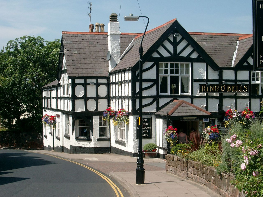 The Ring O'Bells back in the day. Photograph by 	Rept0n1x