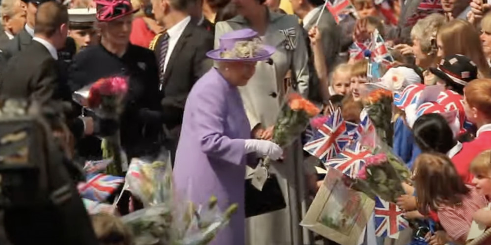 VIDEO: The day Her Majesty Queen Elizabeth II visited Hitchin - watch rare video footage of the wonderful day. CREDIT: FILM INFINITY 