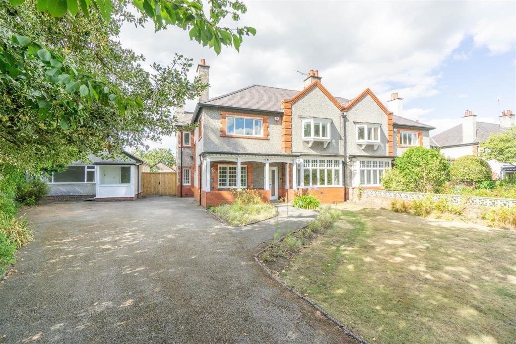 Property of the Week: this six bedroom home on Pensby Road, Thingwall Property of the Week: this six bedroom home on Pensby Road, Thingwall