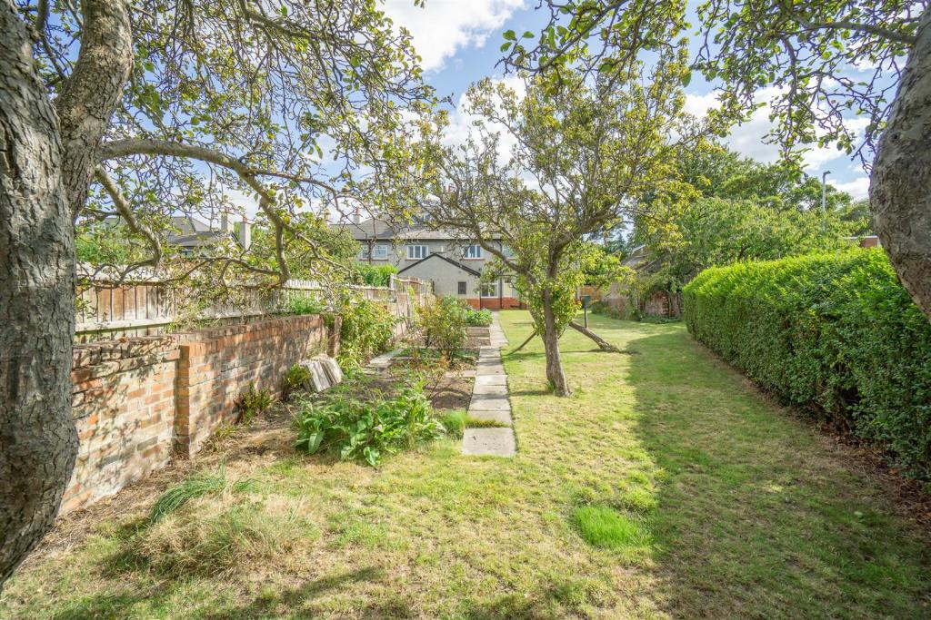 Property of the Week: this six bedroom home on Pensby Road, Thingwall Property of the Week: this six bedroom home on Pensby Road, Thingwall