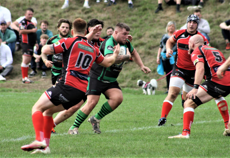 Against Exeter Saracens (Jim Davis)