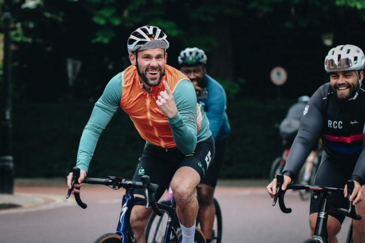 Ben Foster showing his support for fundraisers completing a three-day cycle for Molly Ollys (image supplied by Molly Ollys)